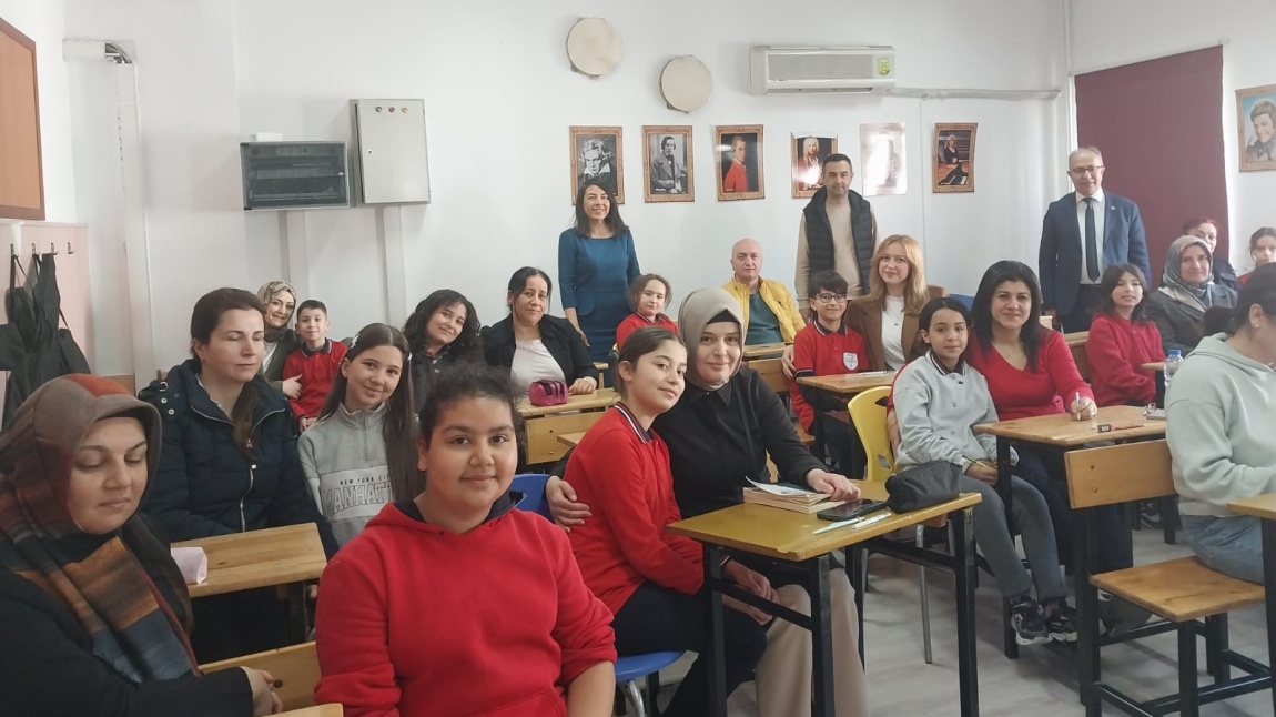 Kitap Okuma Yarışması Sınavı Yapıldı